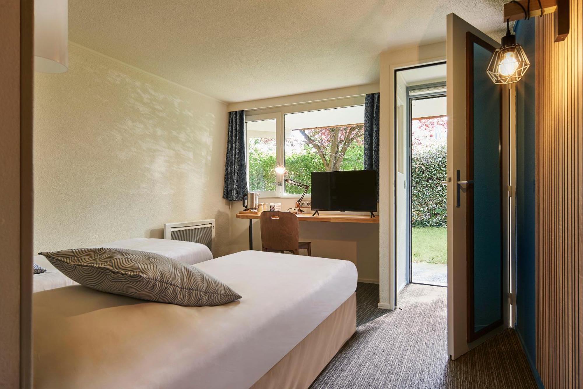 The Originals City Hotel La Verriere-Yvelines Екстер'єр фото