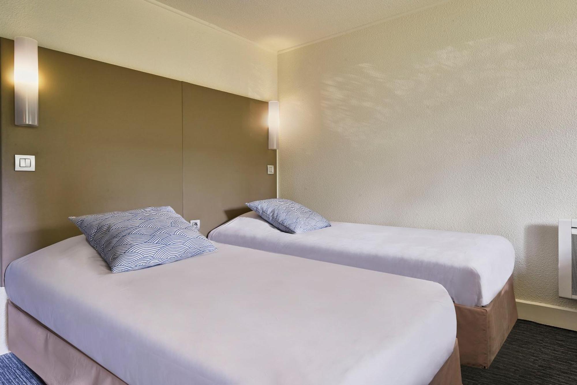The Originals City Hotel La Verriere-Yvelines Екстер'єр фото